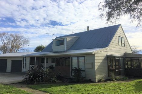 Photo of property in 557 Inland Road North, Onaero, Waitara, 4383