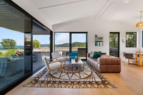 Photo of property in 2 Nisbet Terrace, Kinloch, Taupo, 3377