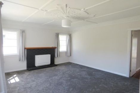 Photo of property in 16 Gaine Street, New Plymouth, 4310