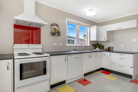 Photo of property in 40 Hadfield Crescent, College Estate, Whanganui, 4500
