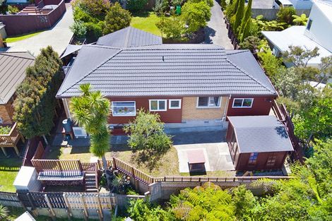 Photo of property in 1/13 Tirimoana Road, Te Atatu South, Auckland, 0602