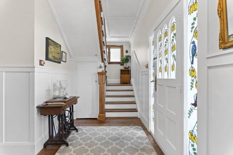 Photo of property in 244 Saint Aubyn Street, New Plymouth, 4310