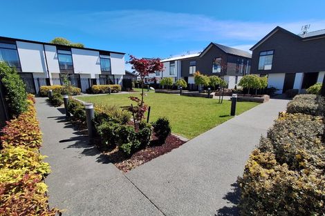 Photo of property in 2/8 New Brighton Road, Shirley, Christchurch, 8061