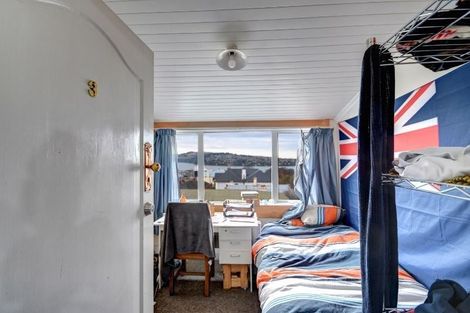 Photo of property in Elm Lodge Backpackers, 74 Elm Row, Dunedin Central, Dunedin, 9016
