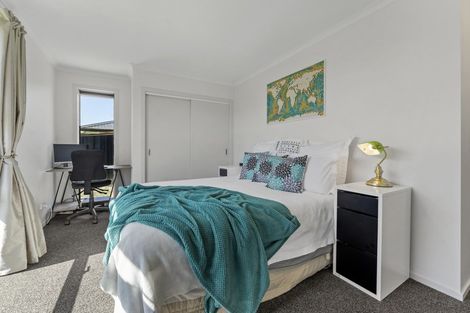 Photo of property in 16 Magnetic Place, Cromwell, 9310