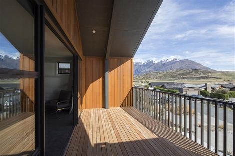 Photo of property in 29a Rannoch Drive, Jacks Point, Queenstown, 9371