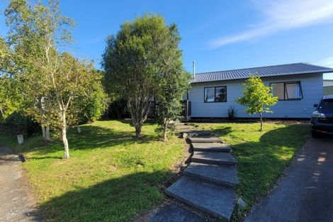 Photo of property in 43 Whitechapel Grove, Stokes Valley, Lower Hutt, 5019