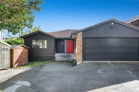 Photo of property in 57 Walton Street, Red Beach, 0932