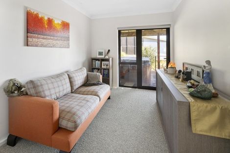 Photo of property in 27 Highview Drive, Wakatu, Nelson, 7011