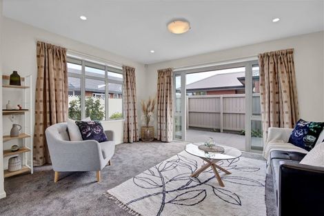 Photo of property in 1/36 Tuckers Road, Redwood, Christchurch, 8051