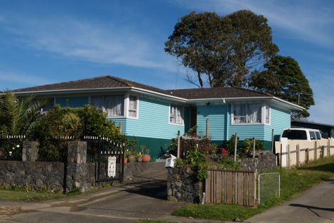 Photo of property in 12 Penderford Place, Mangere East, Auckland, 2024