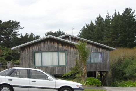 Photo of property in 39 Carlton Terrace, Westown, New Plymouth, 4310