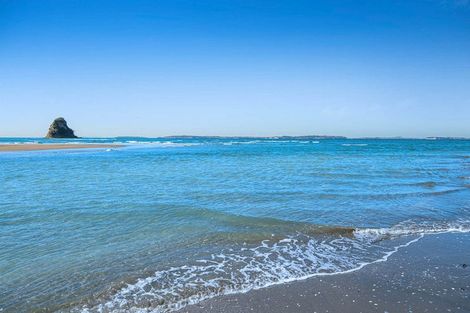 Photo of property in 2b/25 Weranui Road, Waiwera, Orewa, 0994