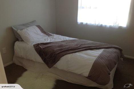 Photo of property in 32b Edgewater Parade, Waiuku, 2123