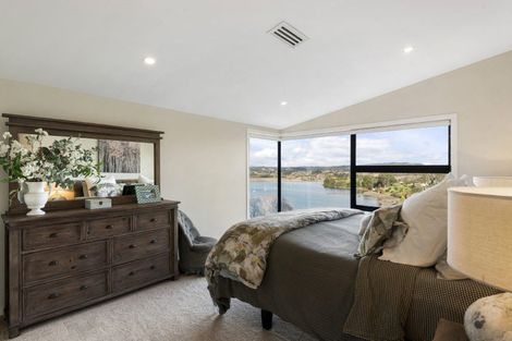 Photo of property in 25a Pohutukawa Avenue, Shelly Park, Auckland, 2014