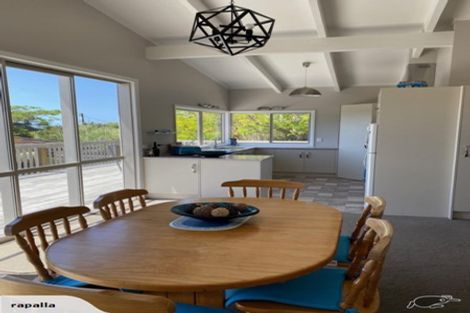 Photo of property in 20 Stratford Drive, Cable Bay, 0420