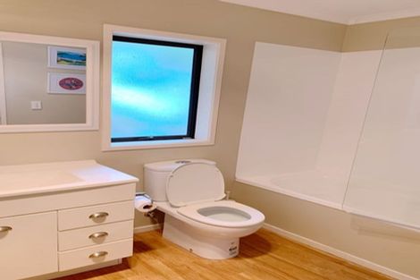 Photo of property in 187 Kyle Road, Greenhithe, Auckland, 0632