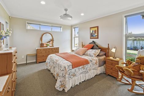 Photo of property in 15 Searle Drive, Patumahoe, Pukekohe, 2679