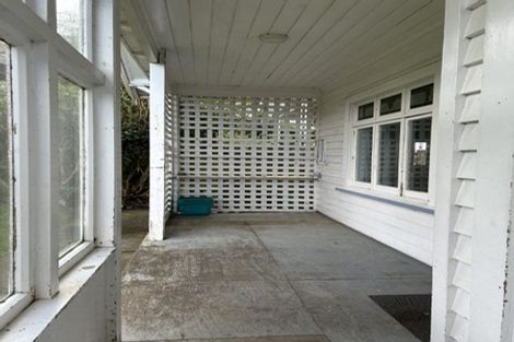 Photo of property in 4 Apuka Street, Brooklyn, Wellington, 6021