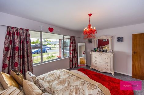 Photo of property in 2 Witbrock Crescent, Burnside, Christchurch, 8053