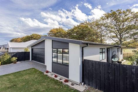 Photo of property in 7 Crossley Avenue, Woodend, 7610