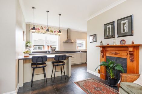 Photo of property in 11 Kings Court, Roslyn, Palmerston North, 4414