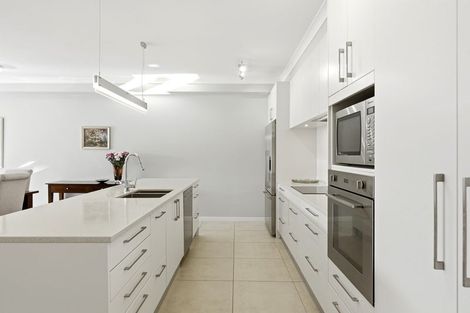 Photo of property in 56 Panorama Heights, Orewa, 0931
