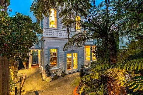 Photo of property in 57 Bolton Street, Kelburn, Wellington, 6012