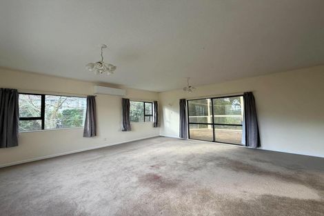Photo of property in 28 Bassett Road, Johnsonville, Wellington, 6037