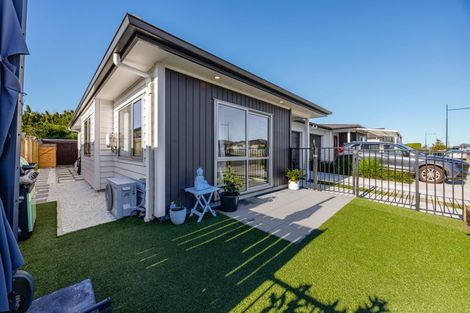 Photo of property in 35 Harore Road, Takanini, 2112