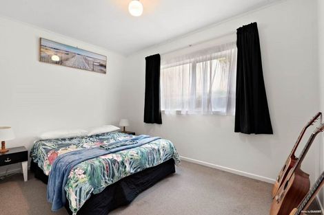 Photo of property in 1/6 Helvetia Drive, Browns Bay, Auckland, 0630