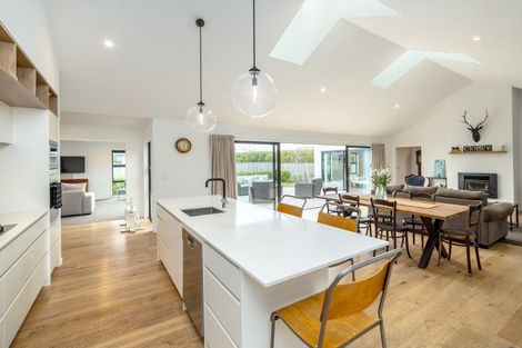 Photo of property in 85 Reading Street, Greytown, 5712