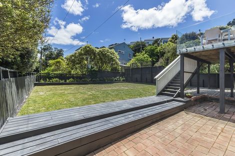 Photo of property in 33 Nevay Road, Miramar, Wellington, 6022