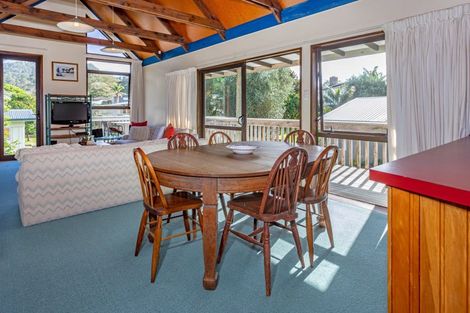 Photo of property in 10 Robyn Crescent, Hahei, Whitianga, 3591