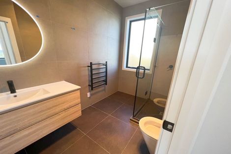 Photo of property in 17 Manawanui Way, Orewa, 0931