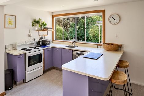 Photo of property in 105 Cluny Road, Plimmerton, Porirua, 5026