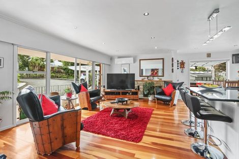 Photo of property in 19 Merchant Avenue, Te Atatu South, Auckland, 0610