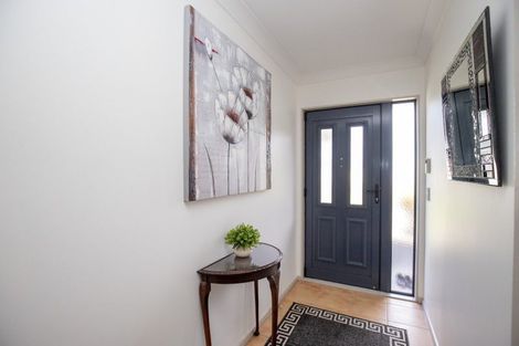 Photo of property in 1 Harris Place, Ngatea, 3503