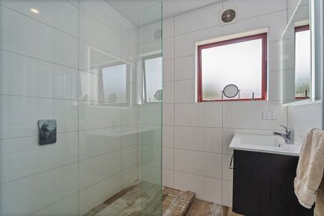 Photo of property in 8 Oribi Place, Whitianga, 3510