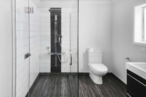 Photo of property in 2 Hemi Street, Waikanae, 5036