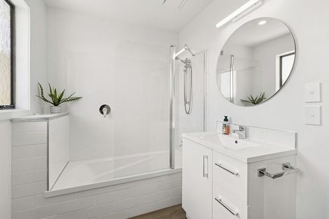 Photo of property in 6 Bobstay Lane, Whitby, Porirua, 5024