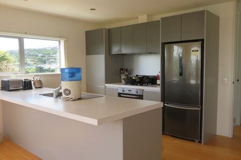 Photo of property in 48a Bassett Road, Johnsonville, Wellington, 6037