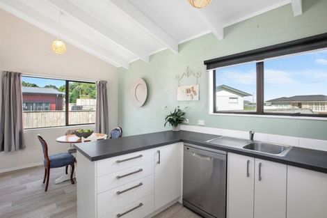 Photo of property in 1 Sandleigh Drive, Athenree, Katikati, 3177