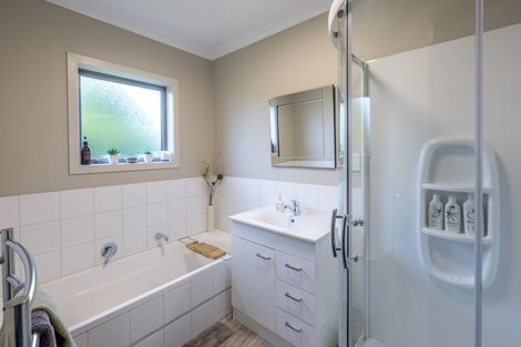 Photo of property in 10 Sylvia Way, Te Horo Beach, Otaki, 5581