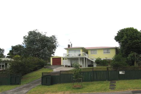 Photo of property in 68 Lauderdale Road, Birkdale, Auckland, 0626