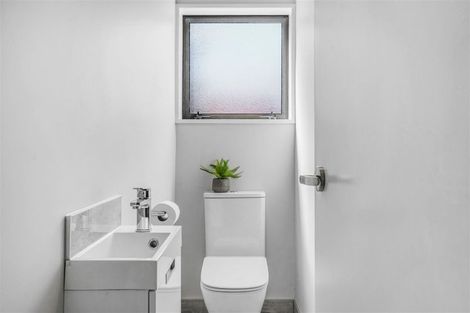 Photo of property in 31 Althorp Place, Avonhead, Christchurch, 8042