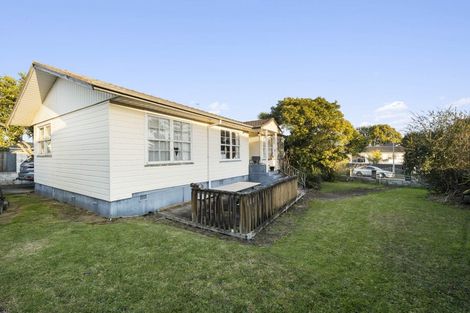 Photo of property in 4 Crampton Place, Manurewa, Auckland, 2102
