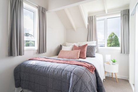 Photo of property in 18a Penryn Drive, Camborne, Porirua, 5026