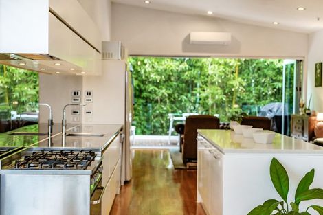 Photo of property in 16c Charmaine Road, Torbay, Auckland, 0630