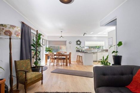 Photo of property in 70 Tawavale Street, Pukehangi, Rotorua, 3015